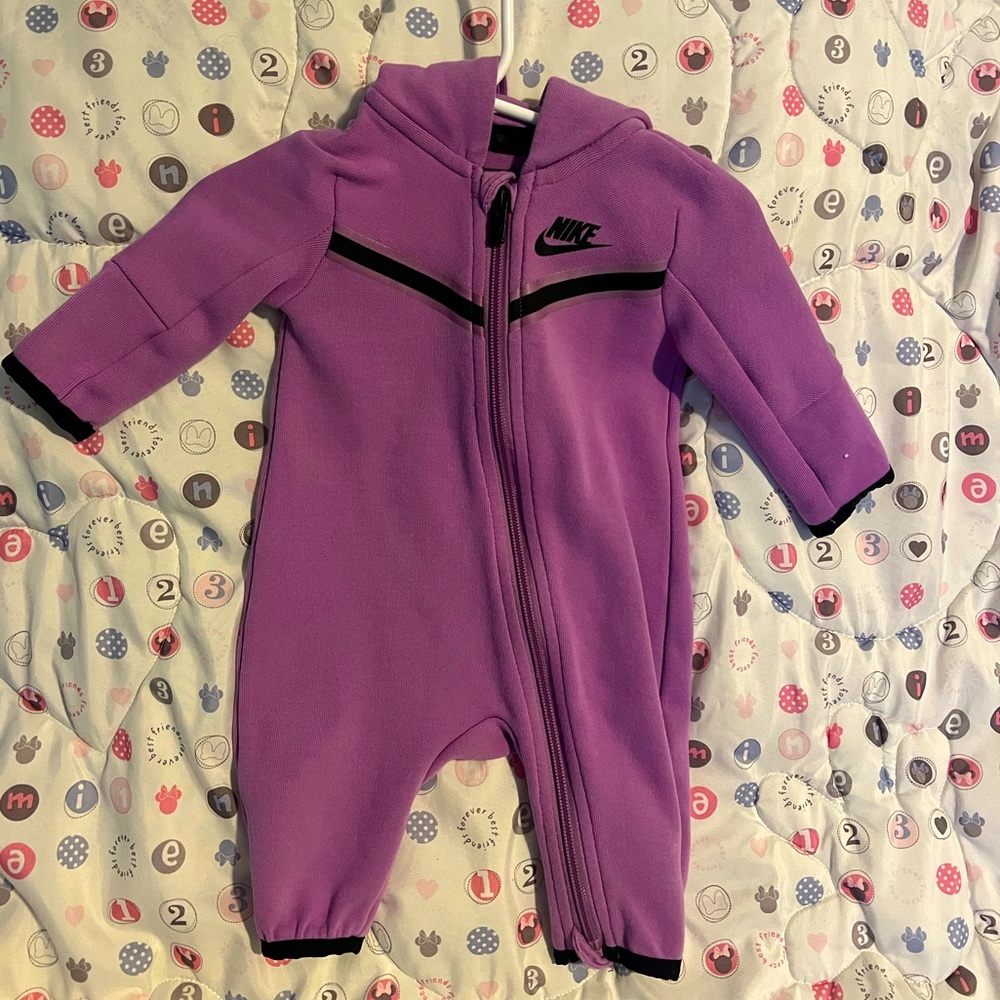 BABYGIRL NIKE